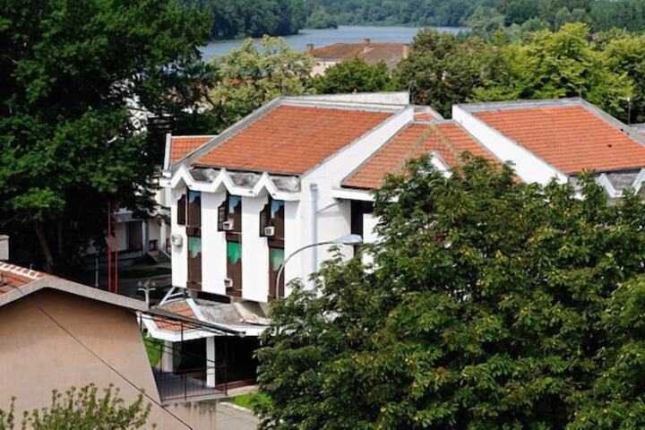Photo of Tiski Cvet Hotel
