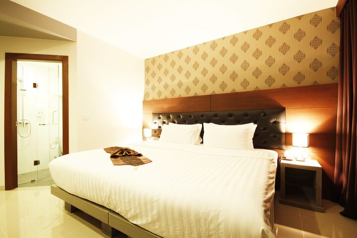 Room 14 of 39