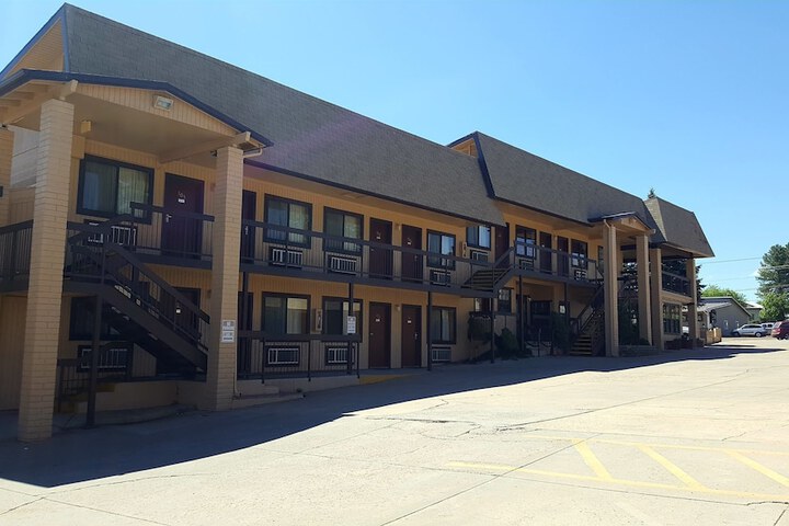 Hotel 17 of 27