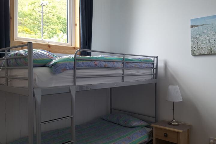Room 4 of 19