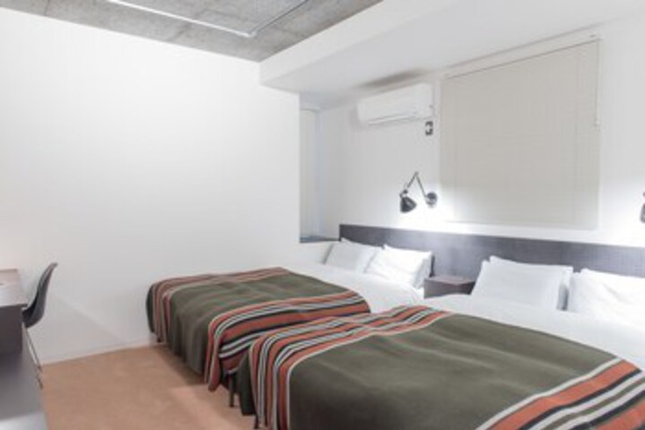 Room 187 of 214