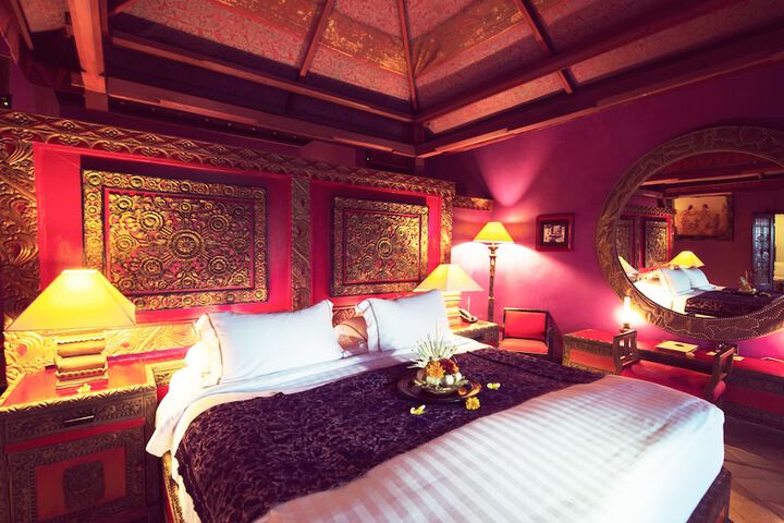 Room 4 of 89