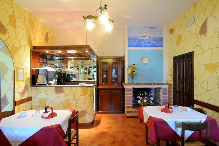 Breakfast area