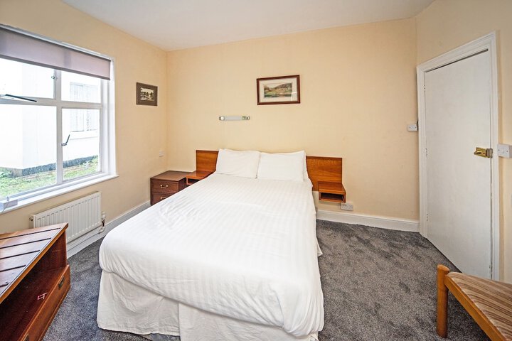 Room 7 of 31