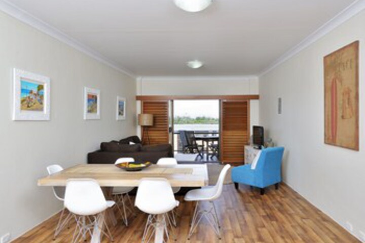 Room 3 of 13