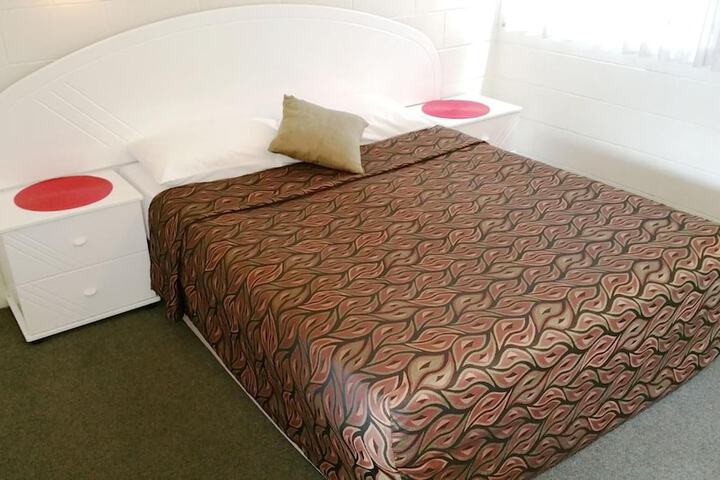 Room 8 of 23