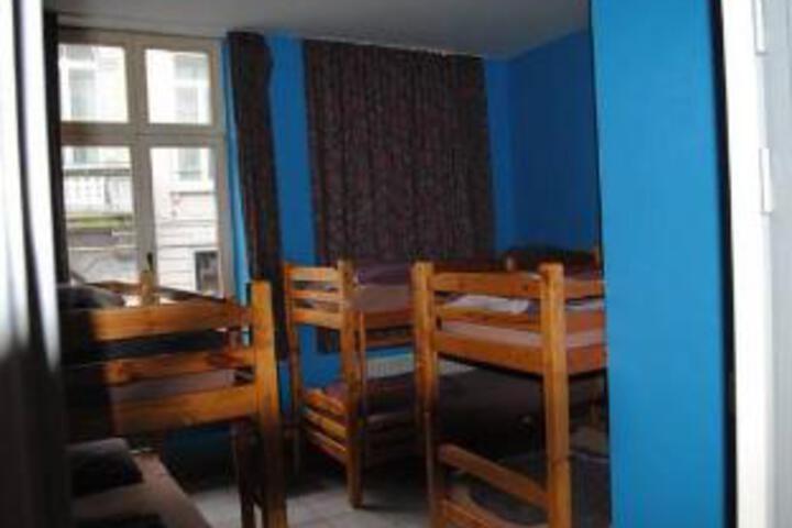Room 11 of 24