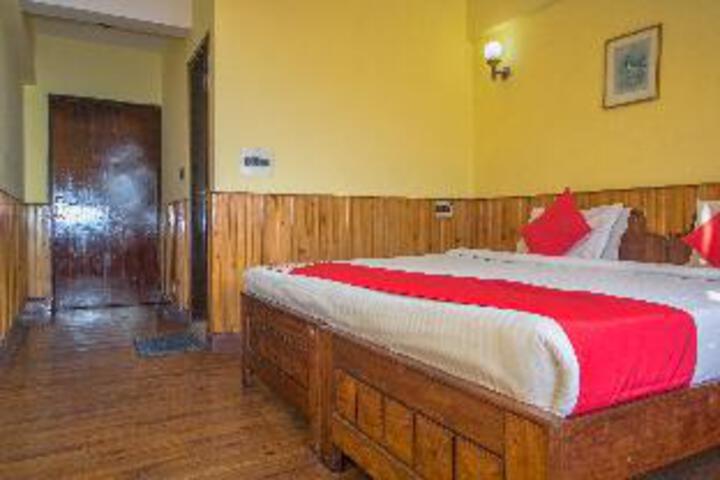 Hotel Blue Spring Residency by OYO Rooms