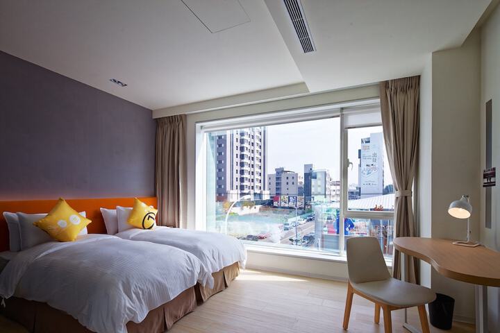 Room 32 of 160
