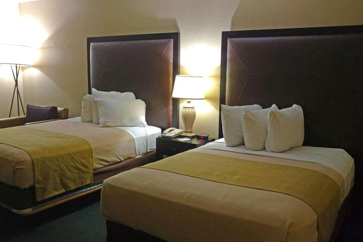 Standard Room, King or Two Doubles (2 of 2)