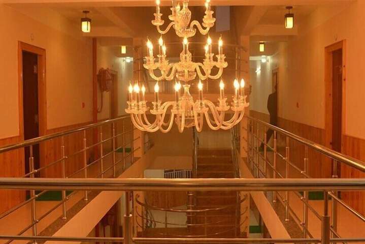 Hotel 12 of 12