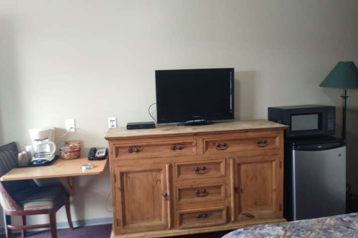 Room 5 of 19
