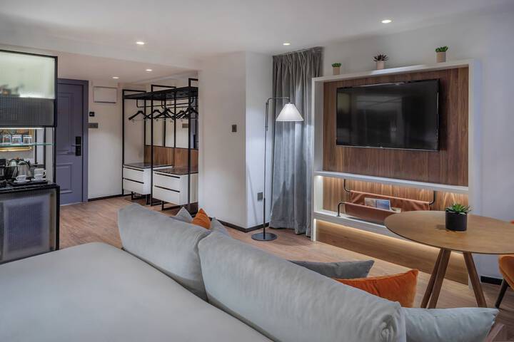 Room 62 of 152