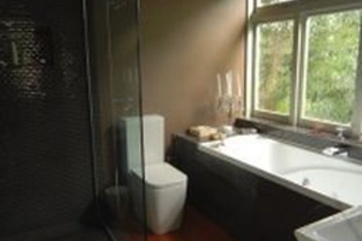 Room 2 of 50