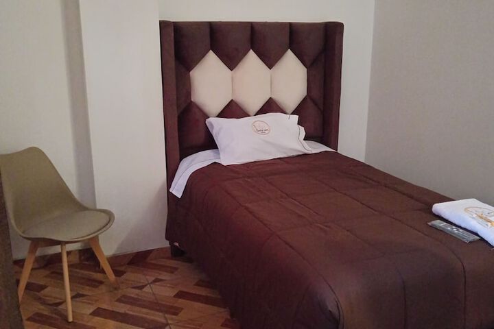 Room 3 of 5