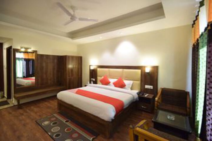 Room 15 of 27