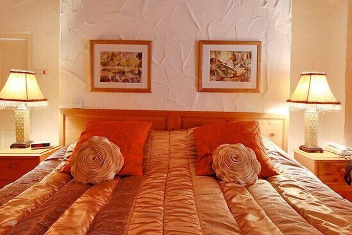 Room 14 of 44