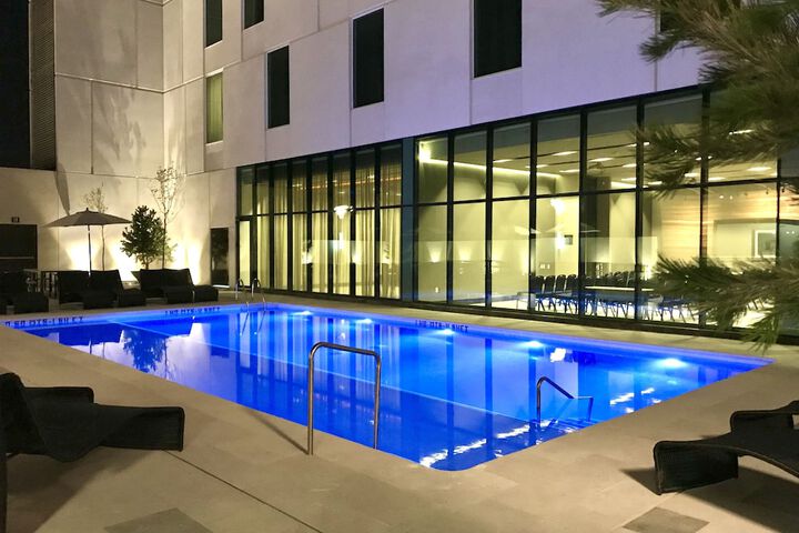 Pool 70 of 103