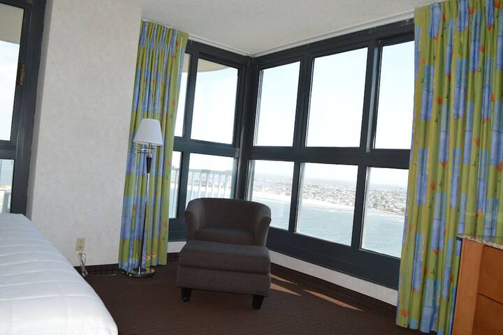 Room 8 of 26