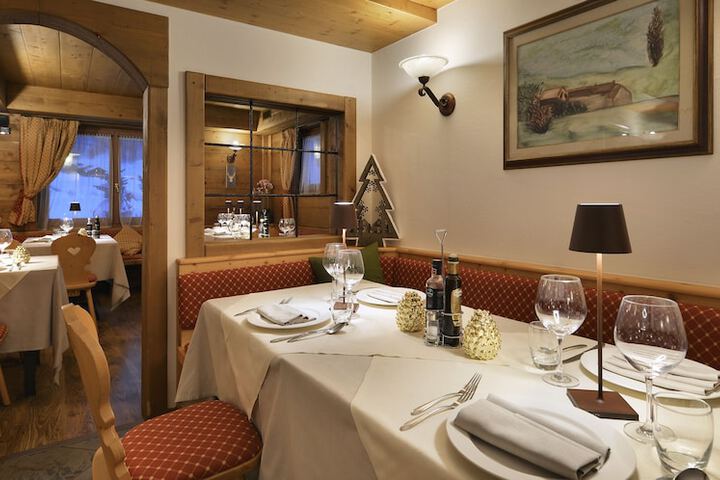 Dining 112 of 155