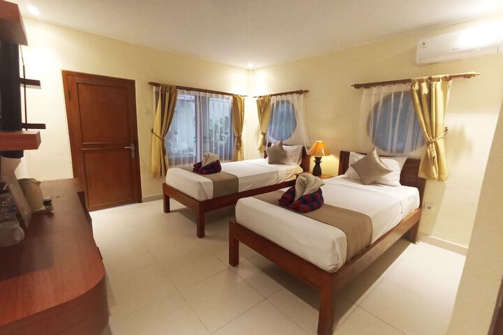 Room 28 of 110