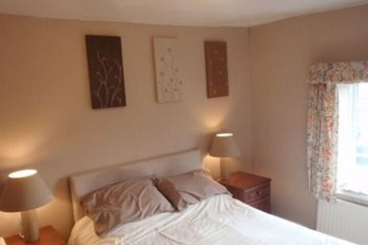 Room 33 of 61