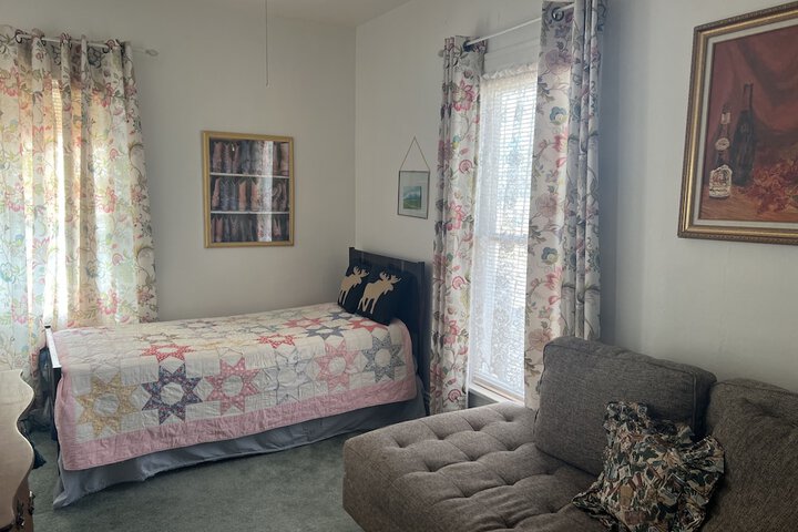 Room 77 of 96