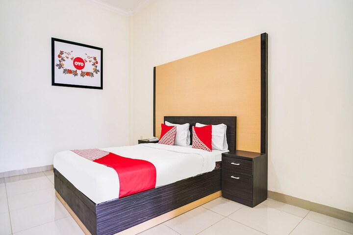 Capital O 540 Esther Hotel