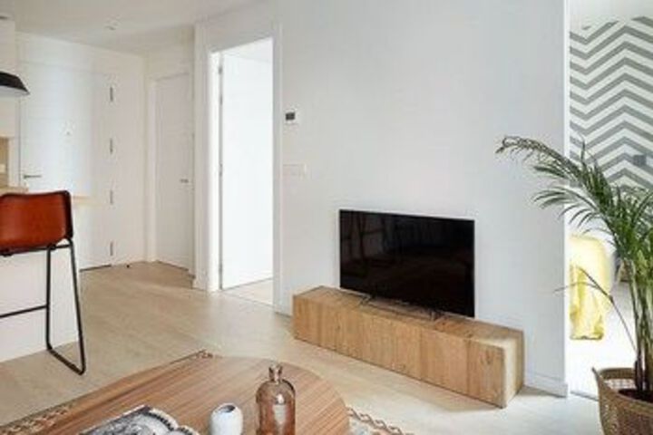 Room 16 of 16