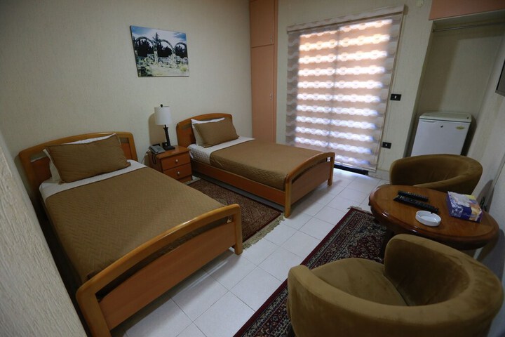 Room 29 of 83