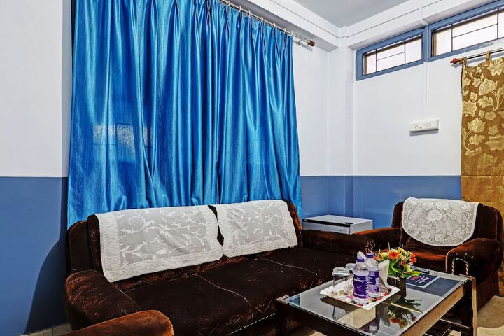Room 19 of 38