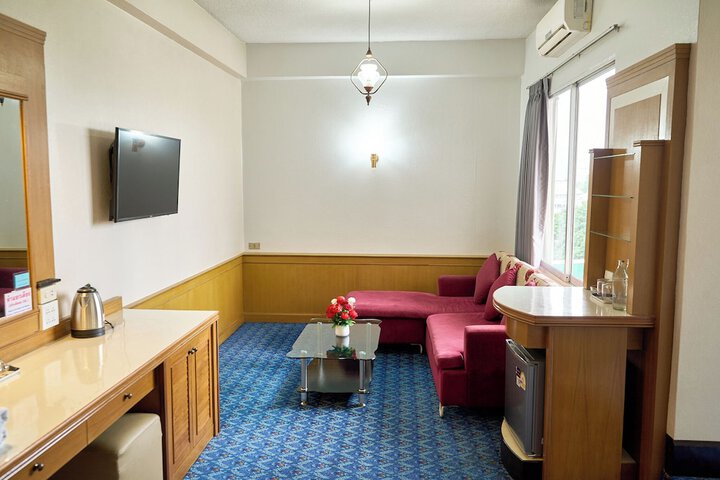 Room 18 of 39
