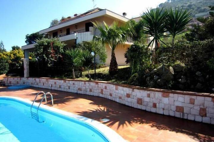 Residence Villa Santa Lucia in Cefalù