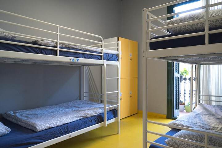 Room 21 of 70