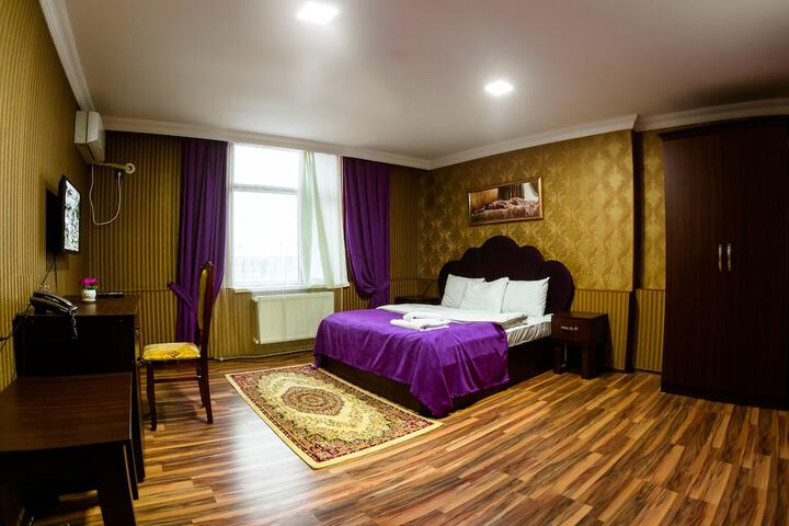 Room 9 of 45