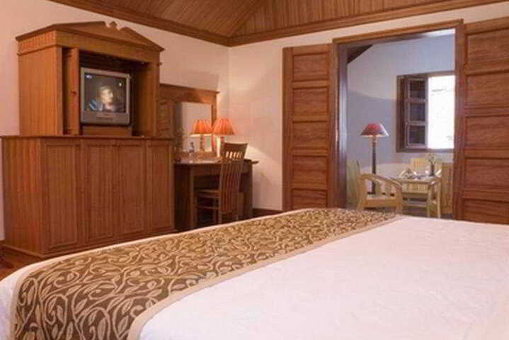Room 8 of 8