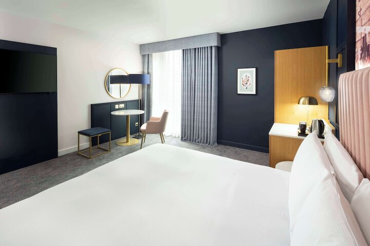 Room 13 of 92