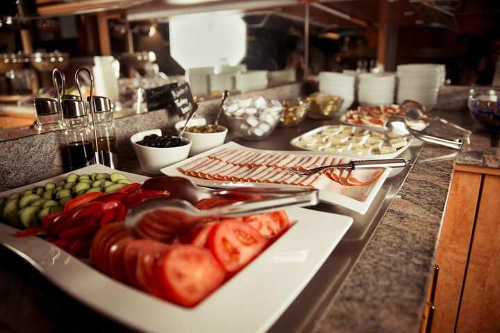 Dining 65 of 74