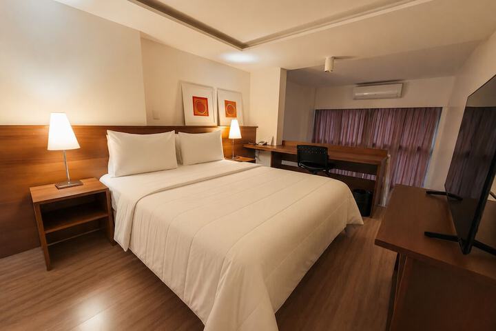 Room 10 of 46