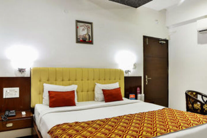 Room 20 of 35