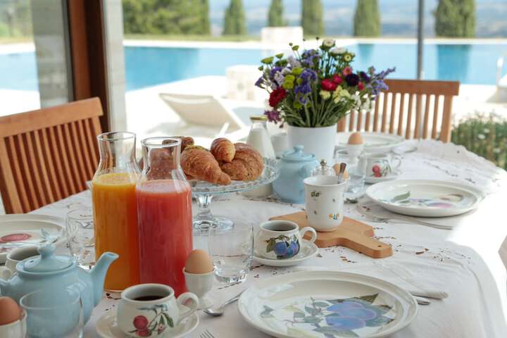 Breakfast/Coffee Service 56 of 65