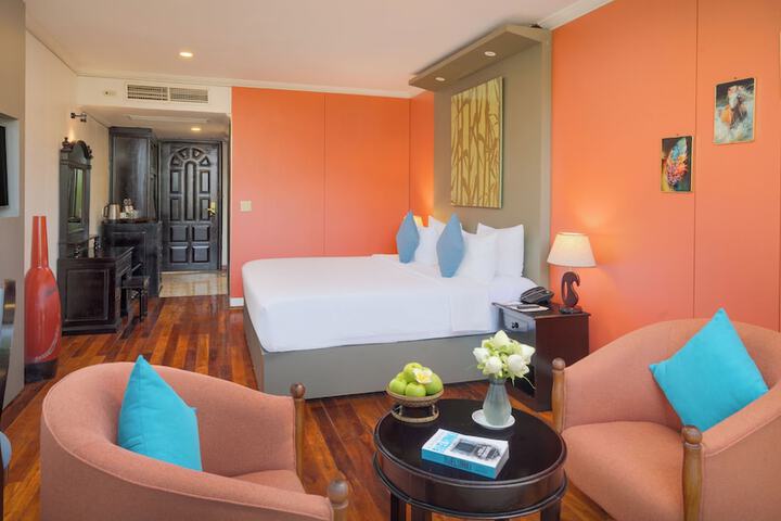 Room 10 of 56