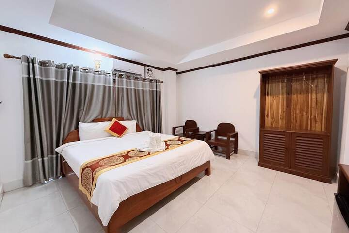 Room 37 of 62