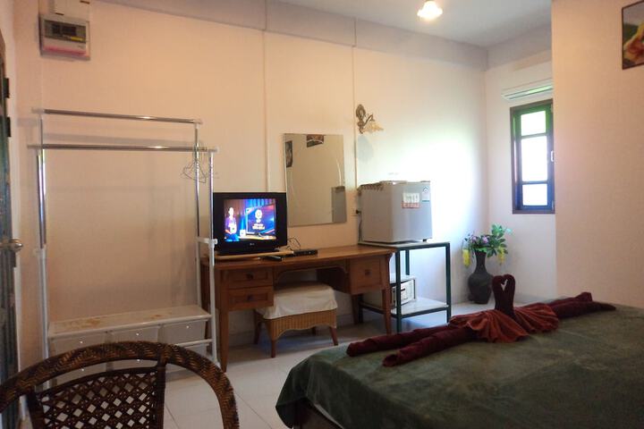 Room 14 of 30