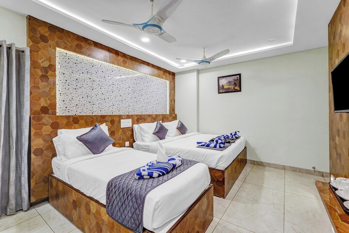 Room 14 of 38