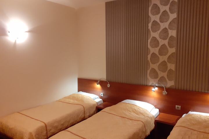 Room 17 of 45
