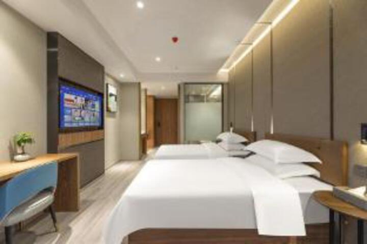 Room 7 of 7