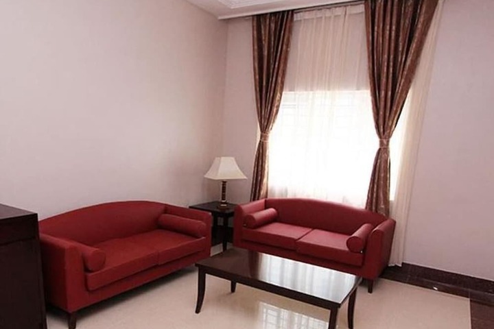 Room 14 of 19