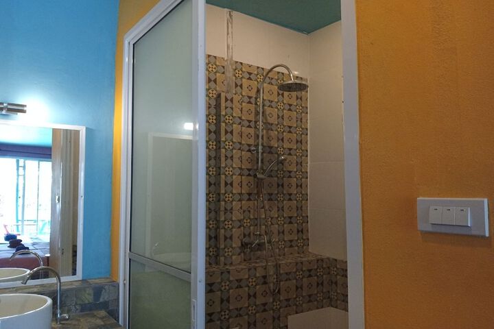 Room 147 of 169