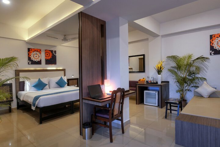 Room 17 of 31